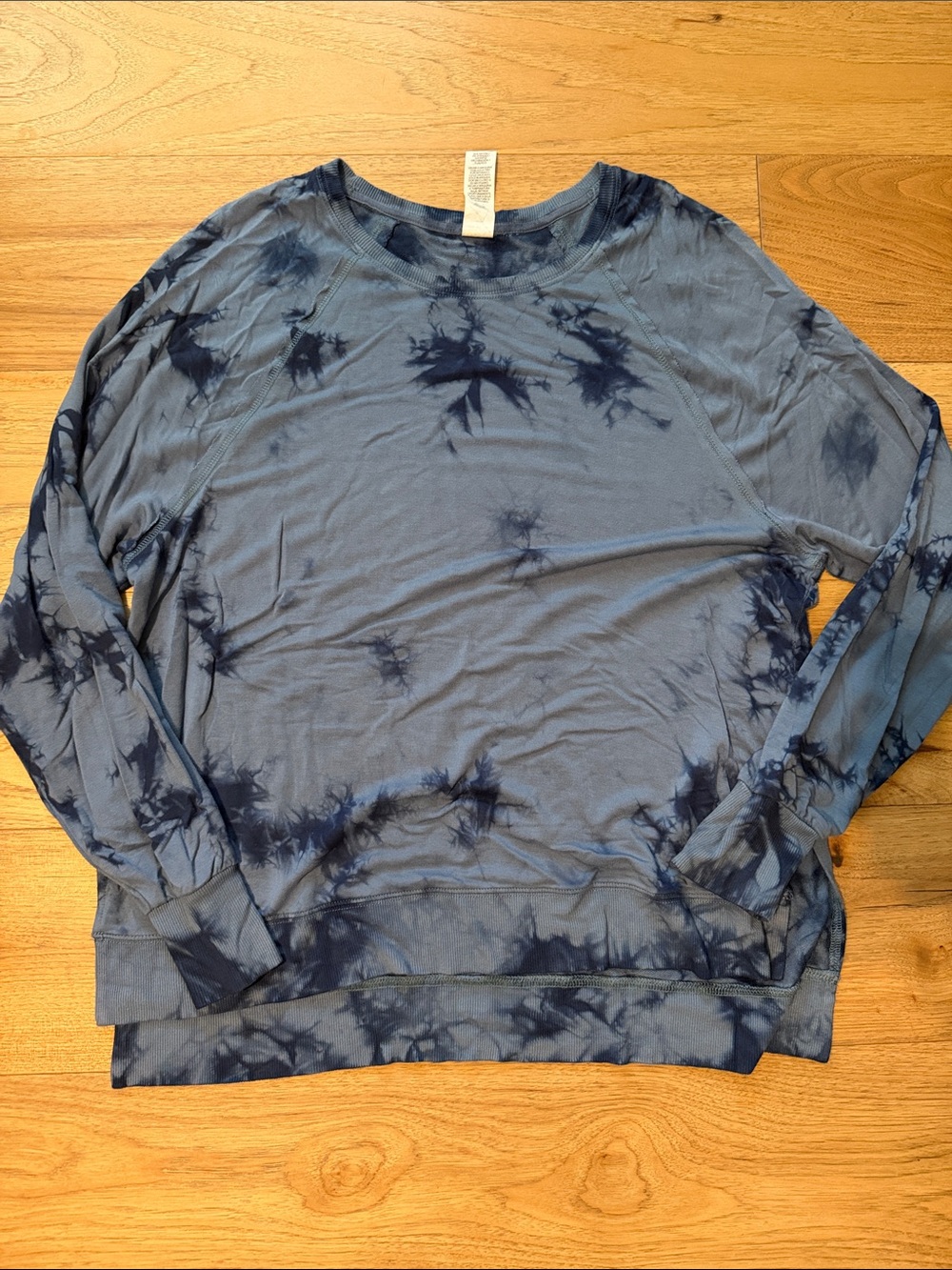 Tie-Dye Long Sleeve Pullover Tee - Blue